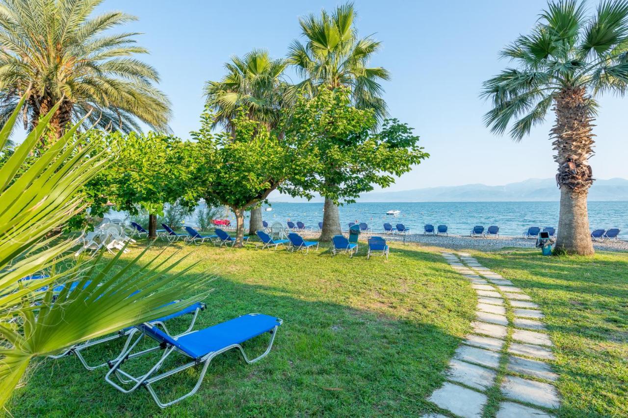 Hotel Sissy Kamena Vourla Bagian luar foto