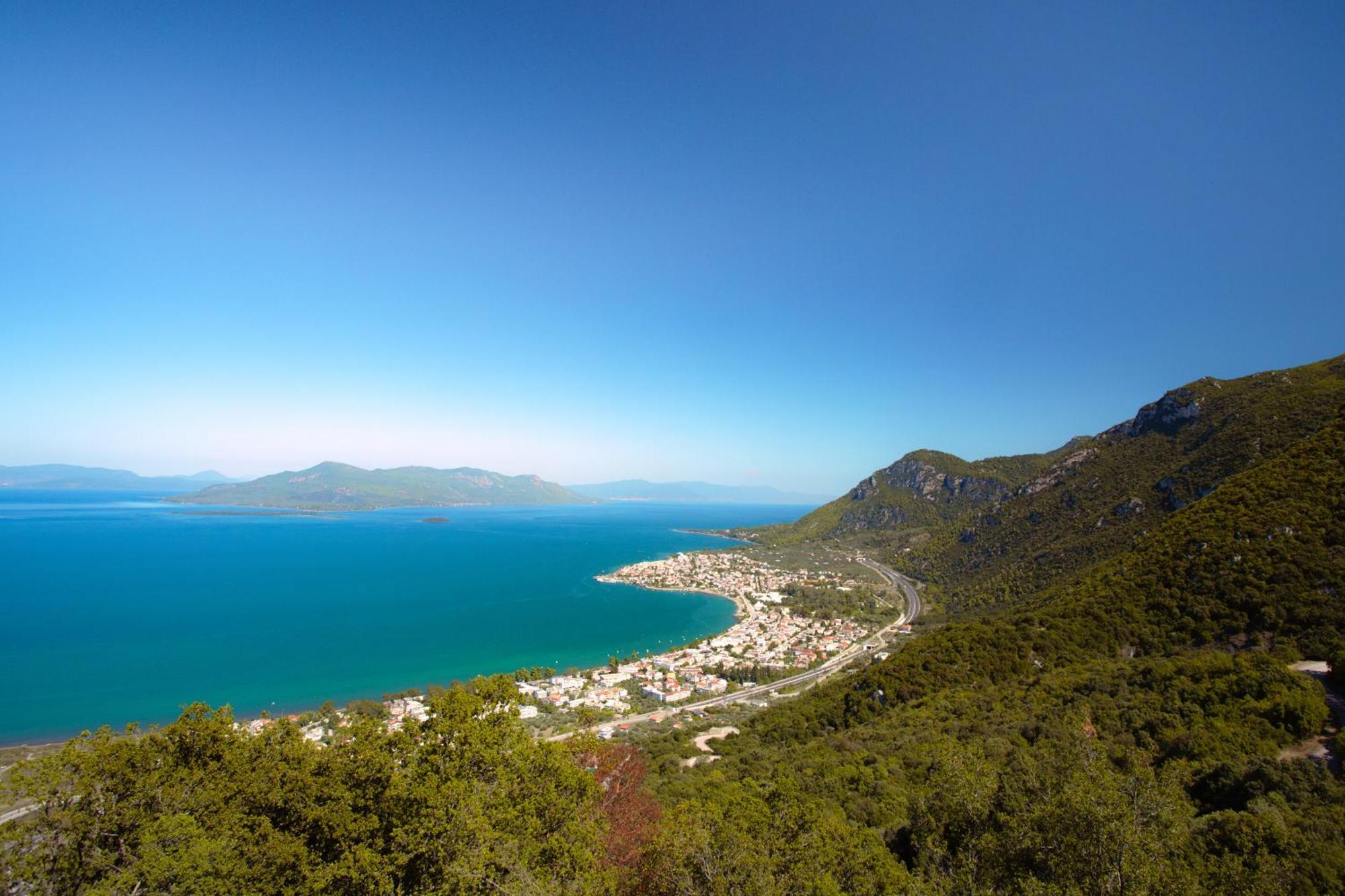 Hotel Sissy Kamena Vourla Bagian luar foto
